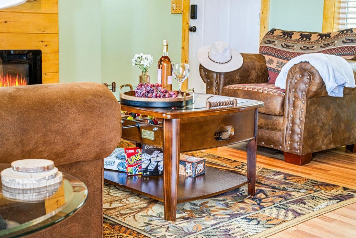 Brand New Tiny Cabin! A Bearly Adventure Sevierville Luaran gambar