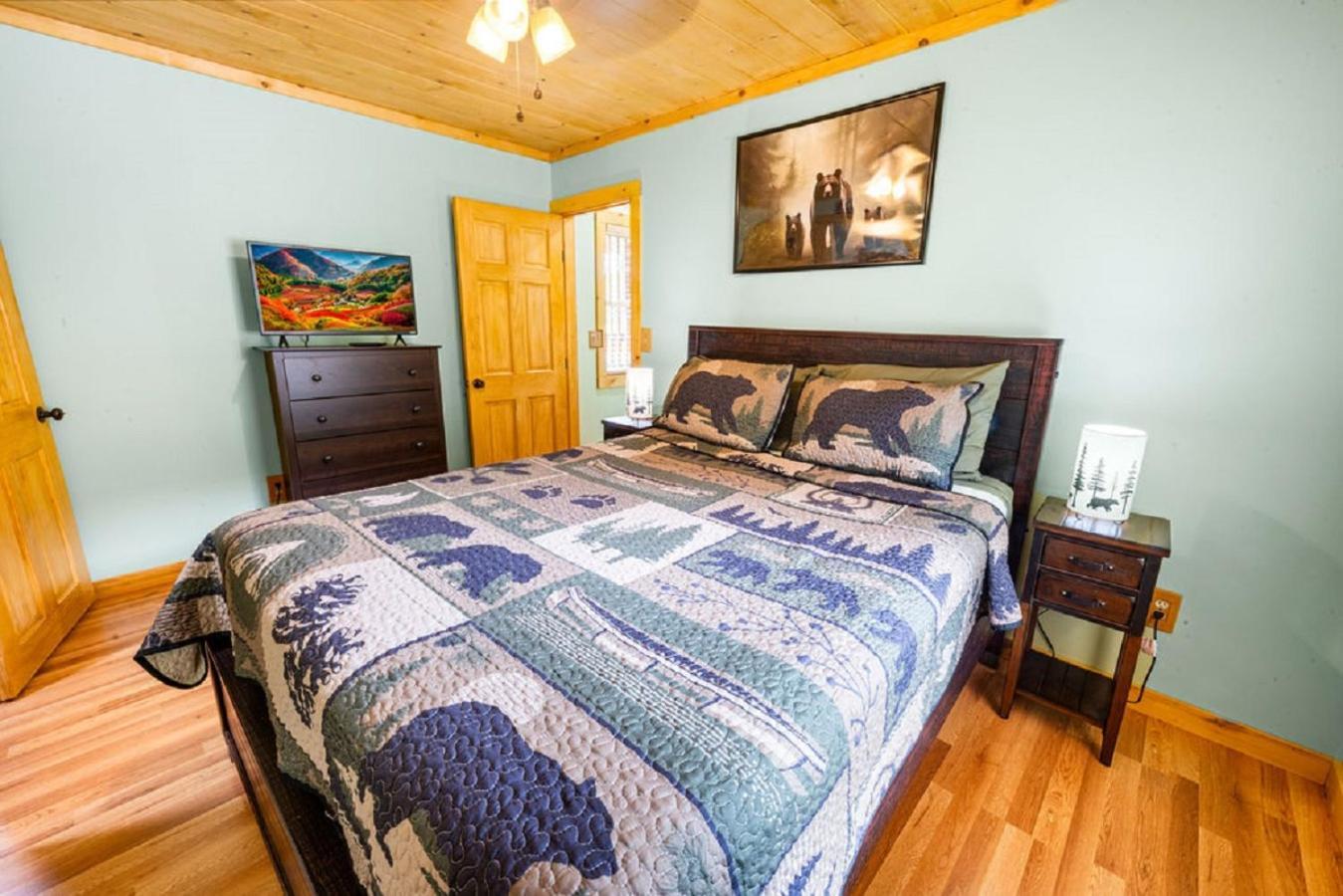 Brand New Tiny Cabin! A Bearly Adventure Sevierville Luaran gambar